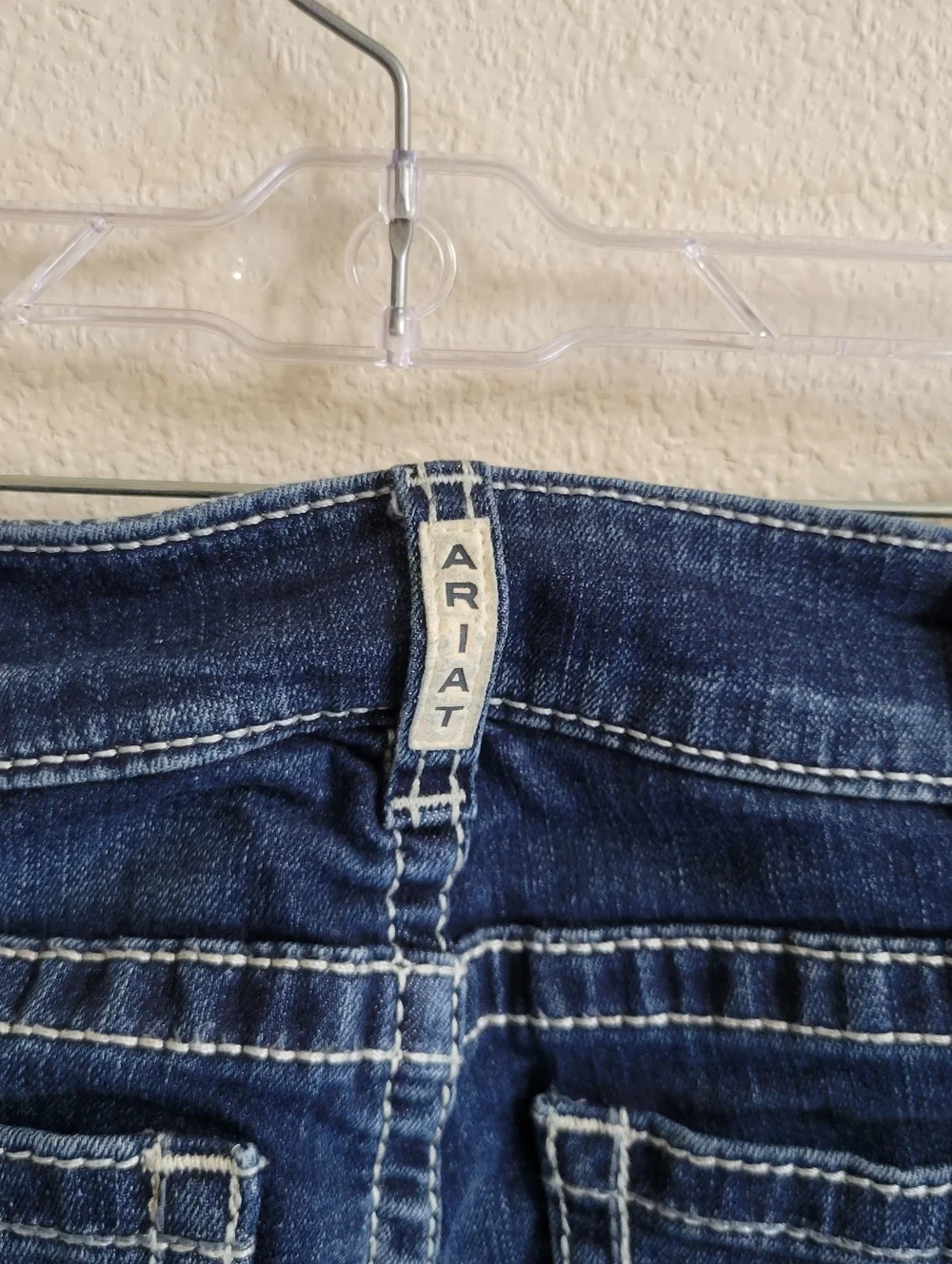 Ariat R.E.A.L. Denim Jeans Medium Wash Straight Leg Women’s 27R. Length 41" - Picture 6 of 8